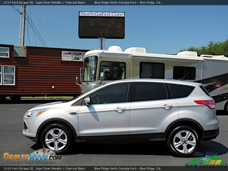 2016 Ford Escape SE Ingot Silver Metallic / Charcoal Black Photo #2