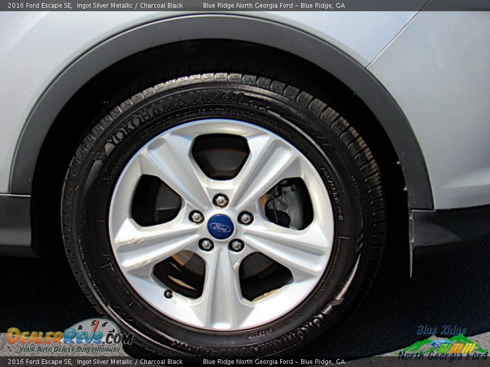 2016 Ford Escape SE Ingot Silver Metallic / Charcoal Black Photo #9
