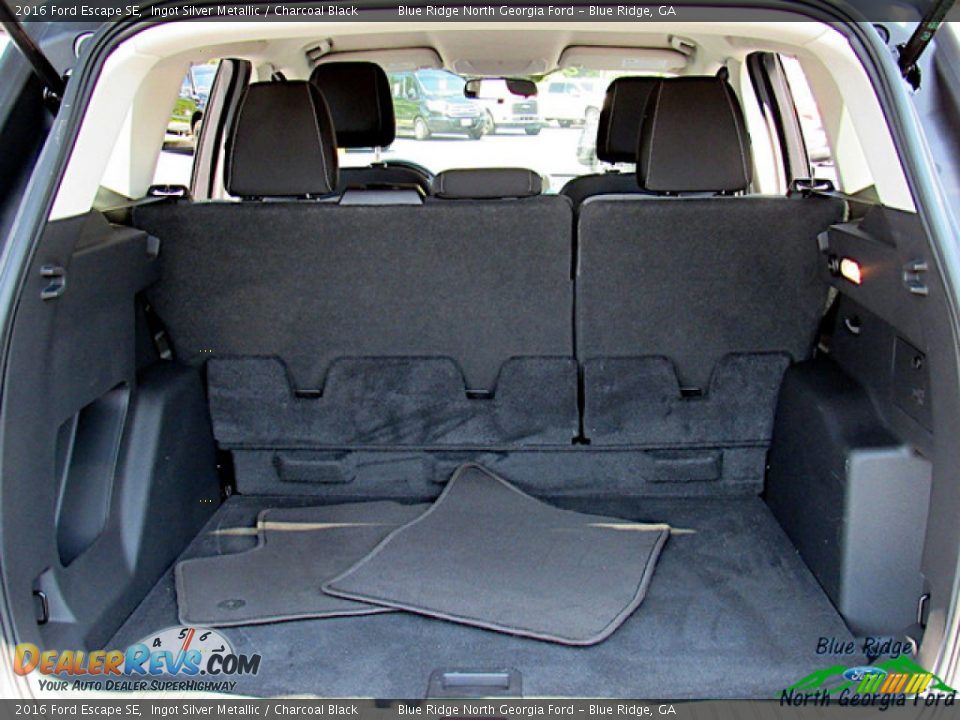 2016 Ford Escape SE Ingot Silver Metallic / Charcoal Black Photo #13