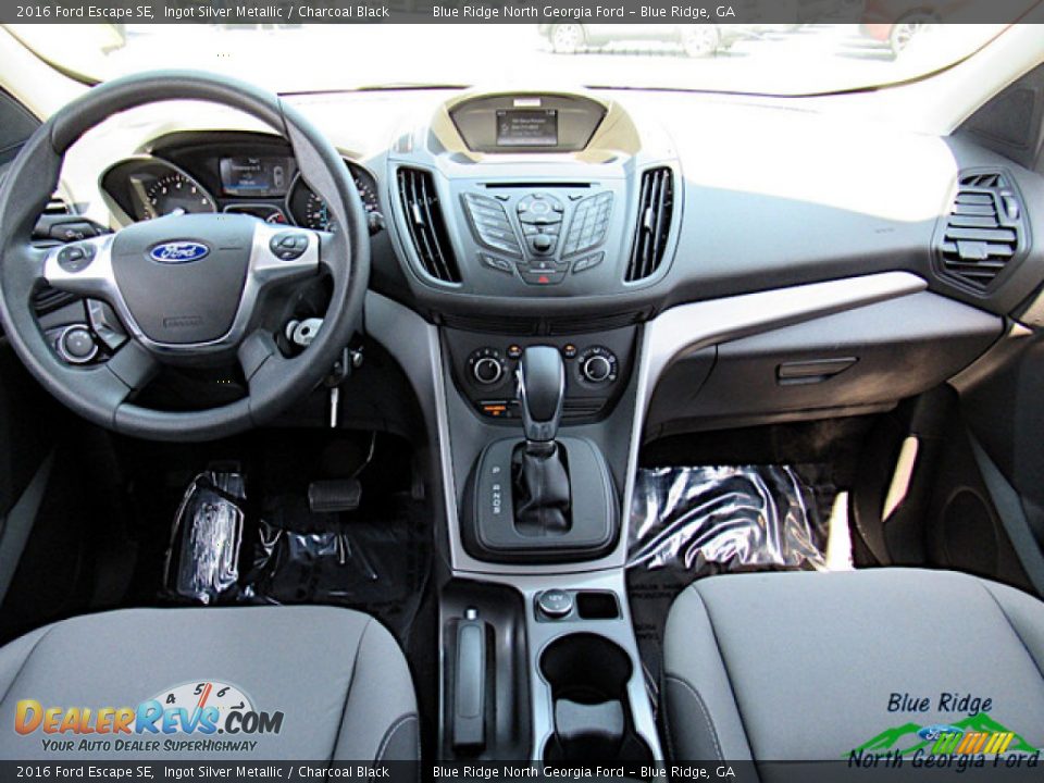 2016 Ford Escape SE Ingot Silver Metallic / Charcoal Black Photo #15