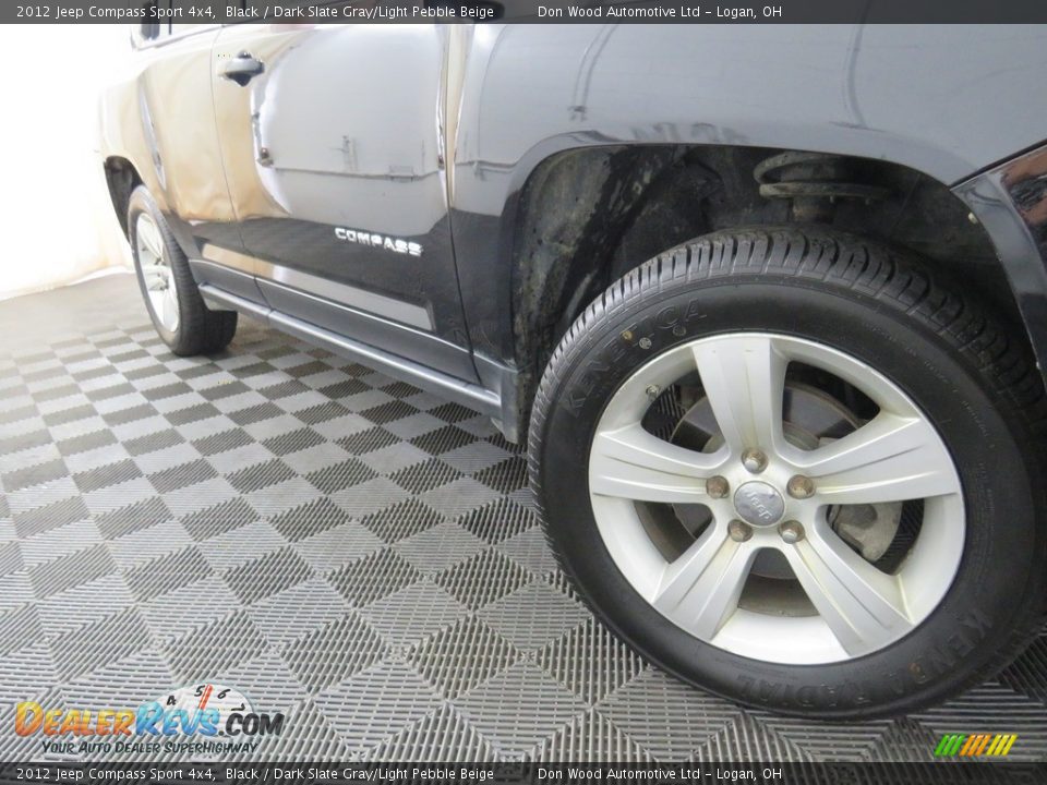 2012 Jeep Compass Sport 4x4 Black / Dark Slate Gray/Light Pebble Beige Photo #3