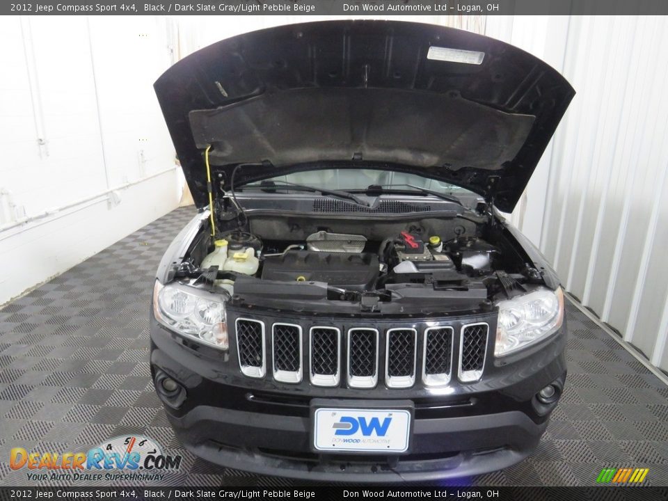 2012 Jeep Compass Sport 4x4 Black / Dark Slate Gray/Light Pebble Beige Photo #5
