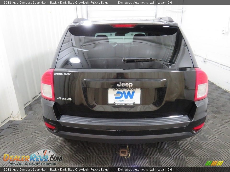 2012 Jeep Compass Sport 4x4 Black / Dark Slate Gray/Light Pebble Beige Photo #11