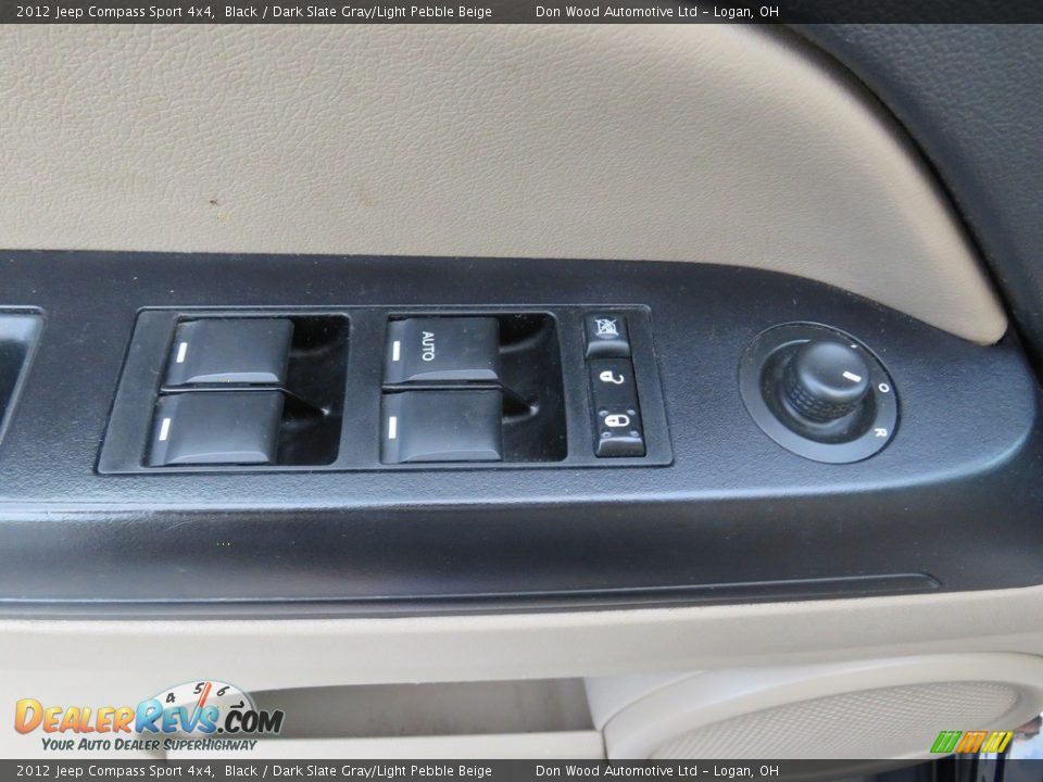 2012 Jeep Compass Sport 4x4 Black / Dark Slate Gray/Light Pebble Beige Photo #16