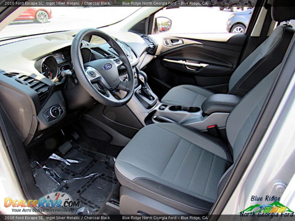 2016 Ford Escape SE Ingot Silver Metallic / Charcoal Black Photo #27