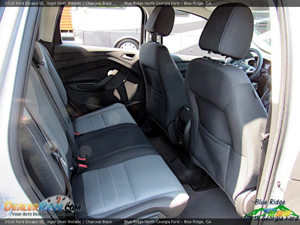 2016 Ford Escape SE Ingot Silver Metallic / Charcoal Black Photo #29