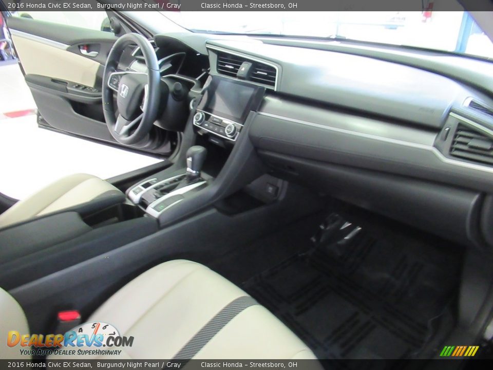 2016 Honda Civic EX Sedan Burgundy Night Pearl / Gray Photo #19