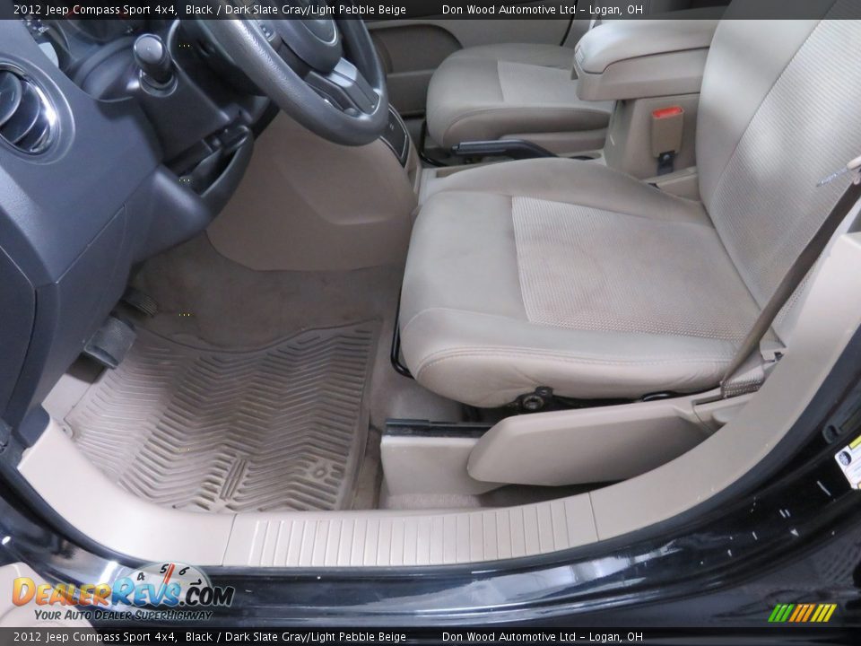 2012 Jeep Compass Sport 4x4 Black / Dark Slate Gray/Light Pebble Beige Photo #25