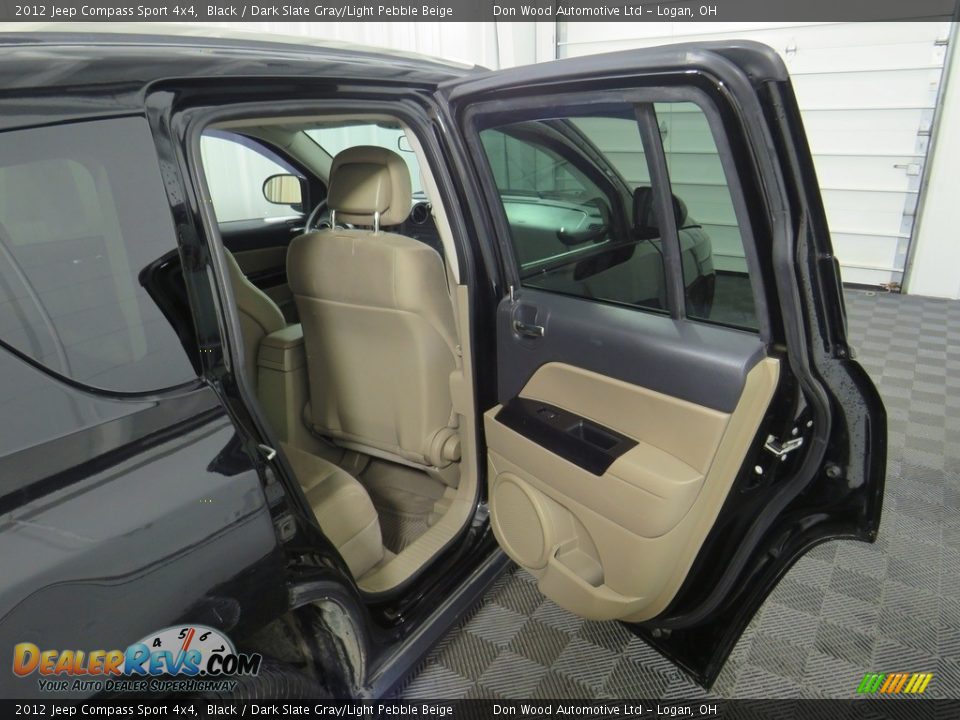 2012 Jeep Compass Sport 4x4 Black / Dark Slate Gray/Light Pebble Beige Photo #32