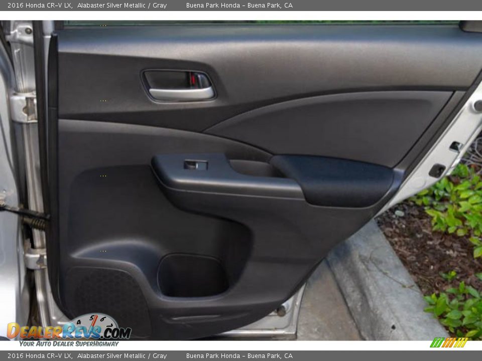 2016 Honda CR-V LX Alabaster Silver Metallic / Gray Photo #28