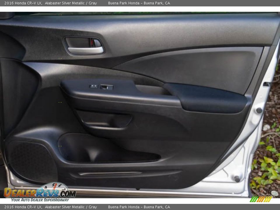 2016 Honda CR-V LX Alabaster Silver Metallic / Gray Photo #29