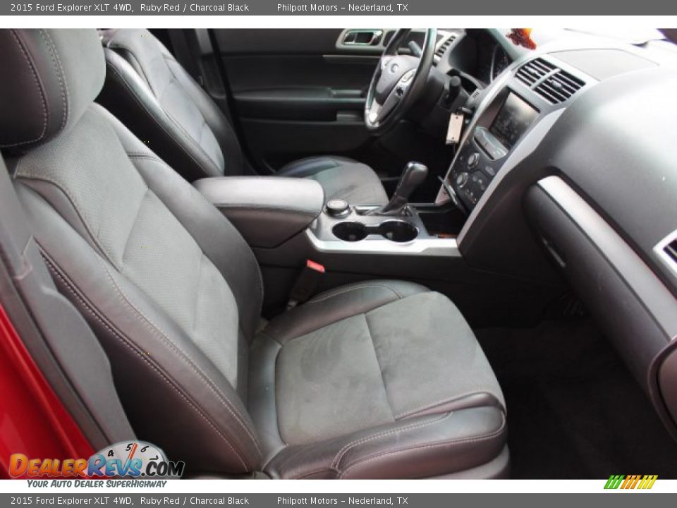 2015 Ford Explorer XLT 4WD Ruby Red / Charcoal Black Photo #30