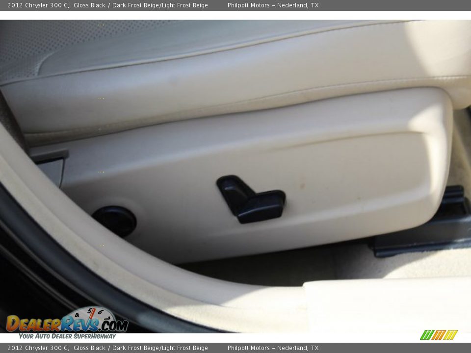 2012 Chrysler 300 C Gloss Black / Dark Frost Beige/Light Frost Beige Photo #29