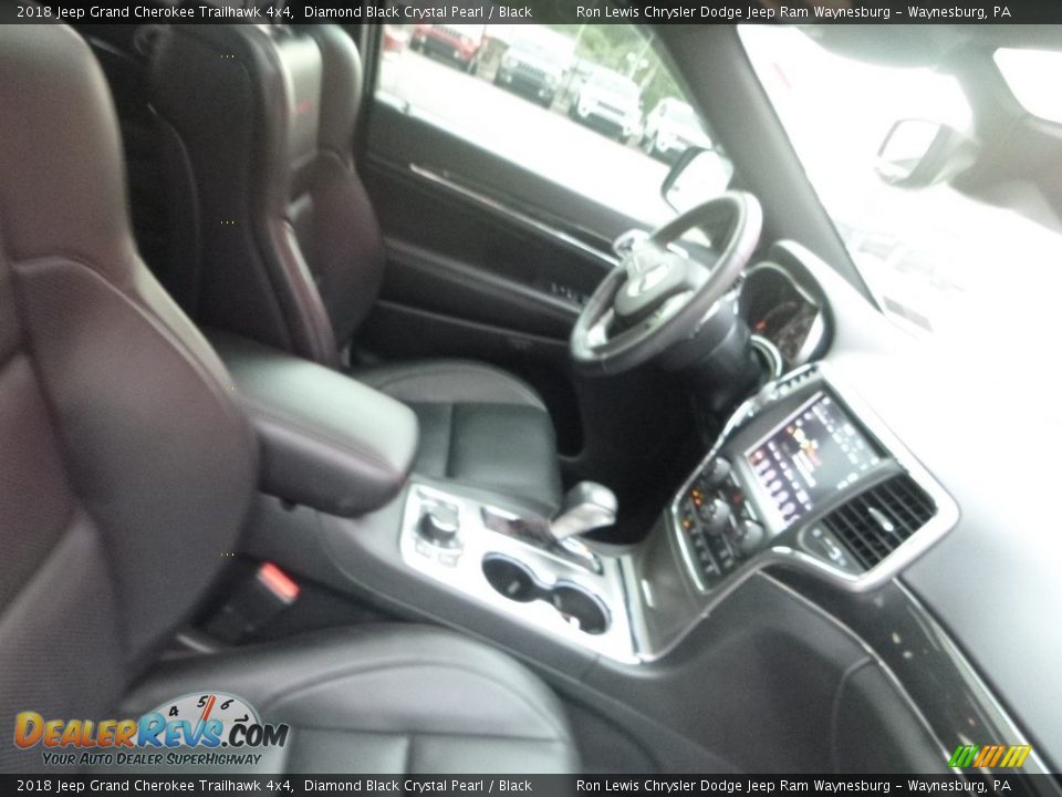 2018 Jeep Grand Cherokee Trailhawk 4x4 Diamond Black Crystal Pearl / Black Photo #10