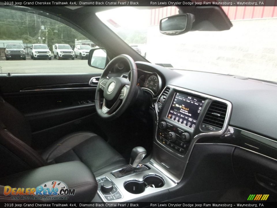 2018 Jeep Grand Cherokee Trailhawk 4x4 Diamond Black Crystal Pearl / Black Photo #11