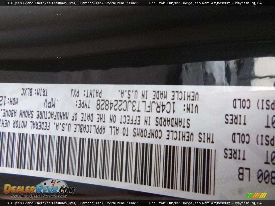 2018 Jeep Grand Cherokee Trailhawk 4x4 Diamond Black Crystal Pearl / Black Photo #16