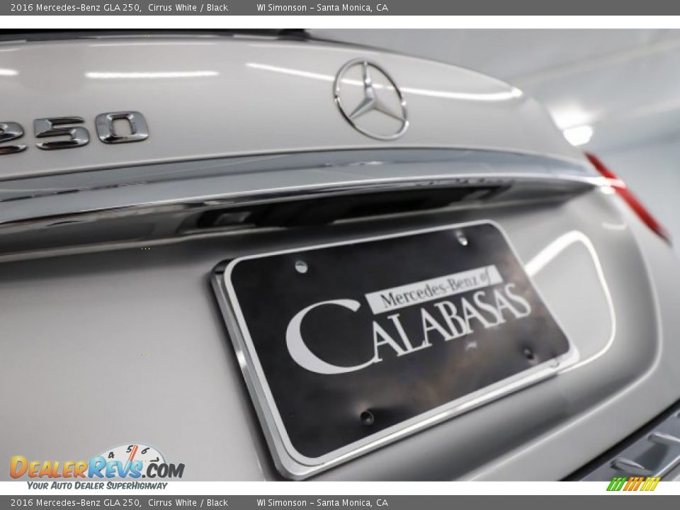 2016 Mercedes-Benz GLA 250 Cirrus White / Black Photo #10