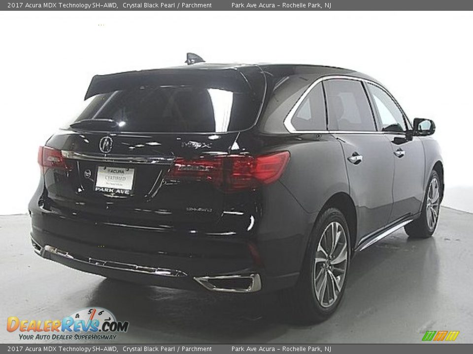 2017 Acura MDX Technology SH-AWD Crystal Black Pearl / Parchment Photo #5