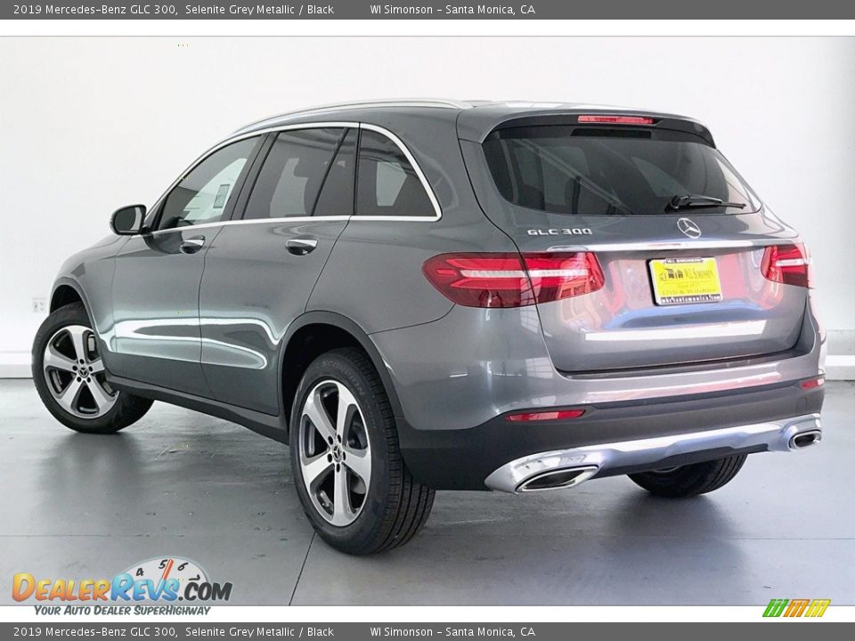 2019 Mercedes-Benz GLC 300 Selenite Grey Metallic / Black Photo #2