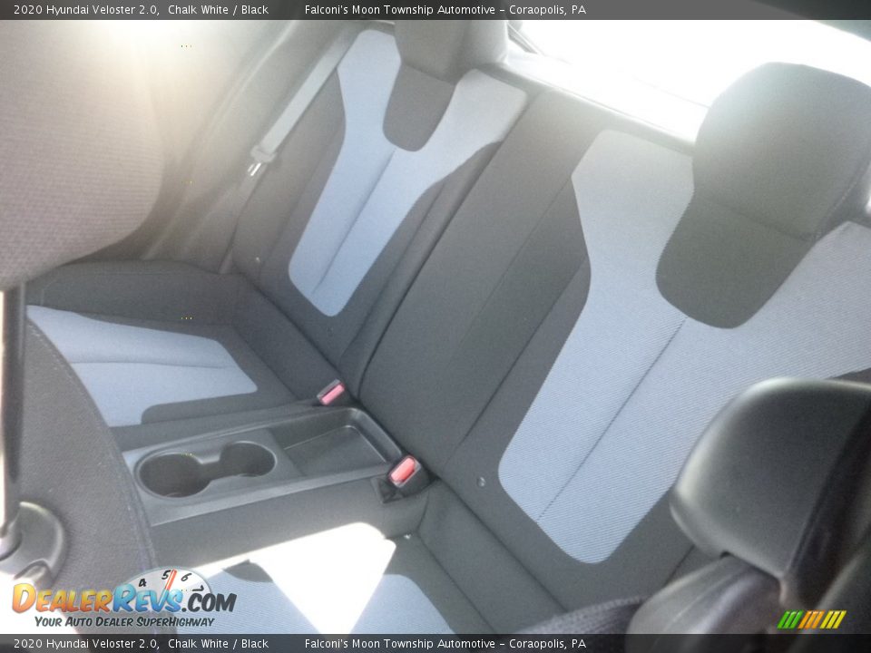 Rear Seat of 2020 Hyundai Veloster 2.0 Photo #10