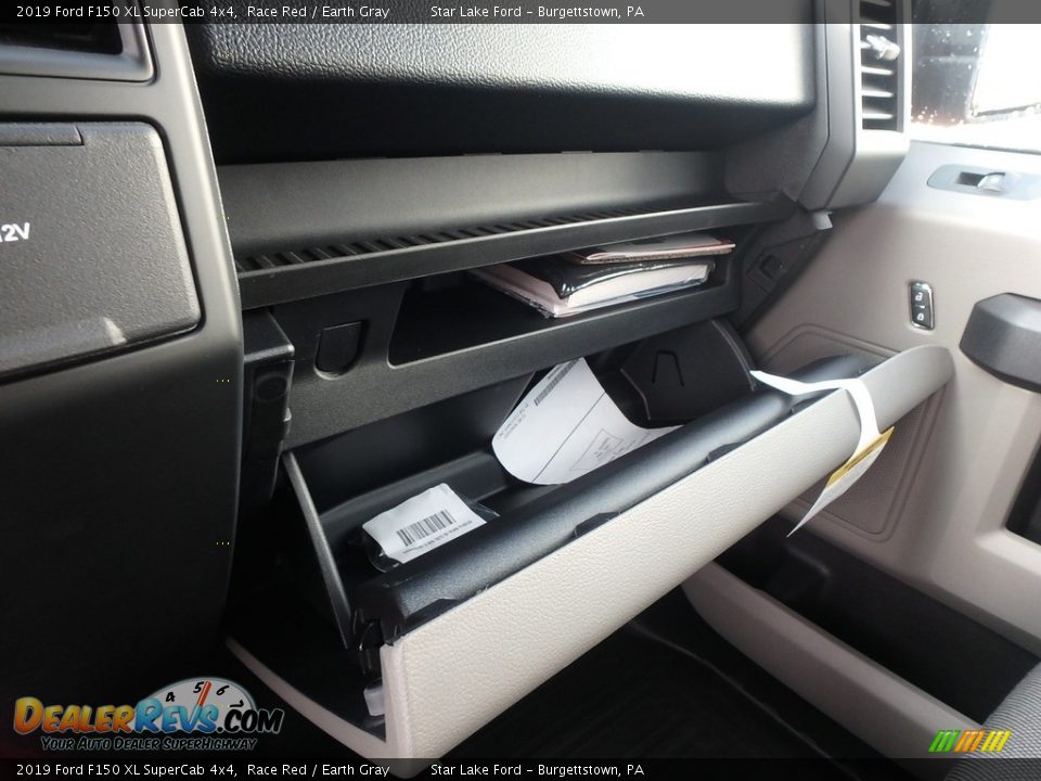 2019 Ford F150 XL SuperCab 4x4 Race Red / Earth Gray Photo #18