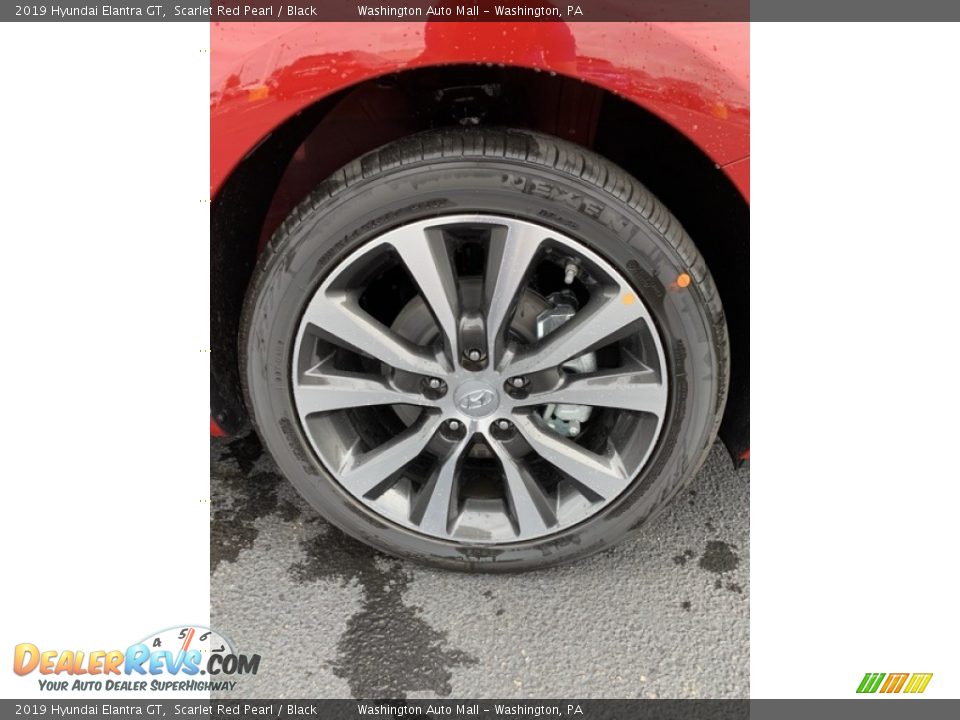 2019 Hyundai Elantra GT Scarlet Red Pearl / Black Photo #30