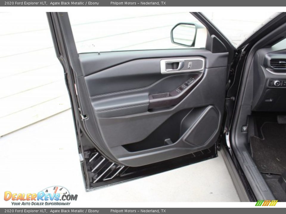 Door Panel of 2020 Ford Explorer XLT Photo #8