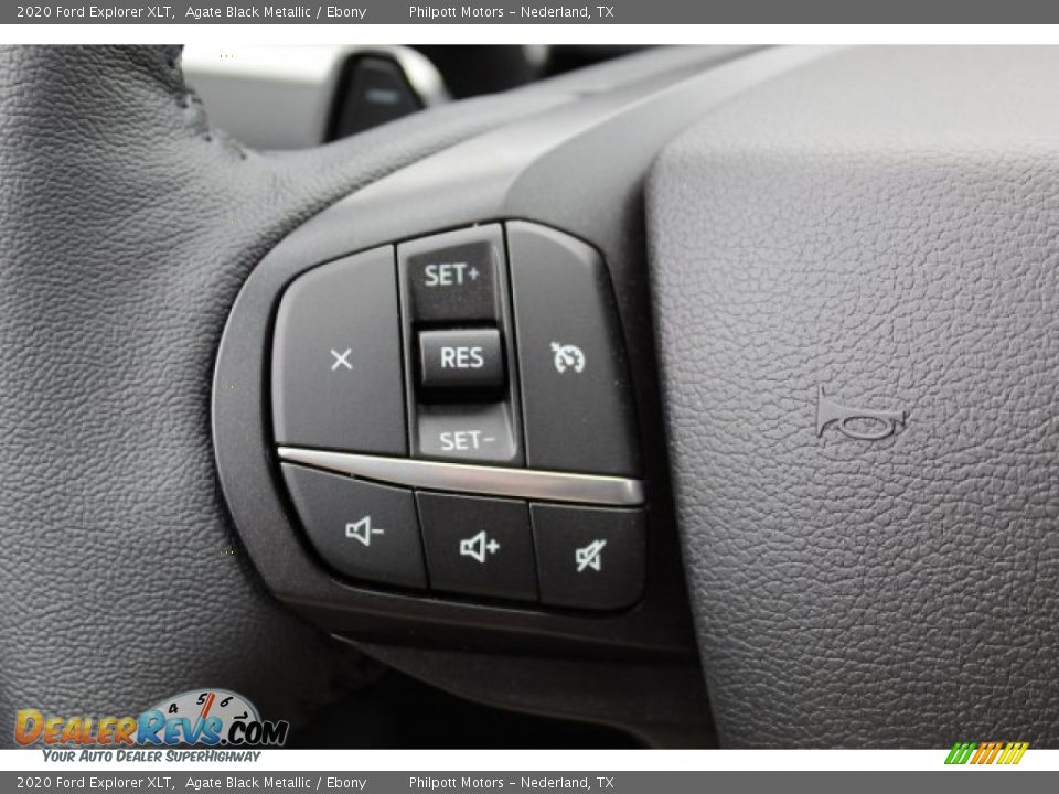2020 Ford Explorer XLT Steering Wheel Photo #11