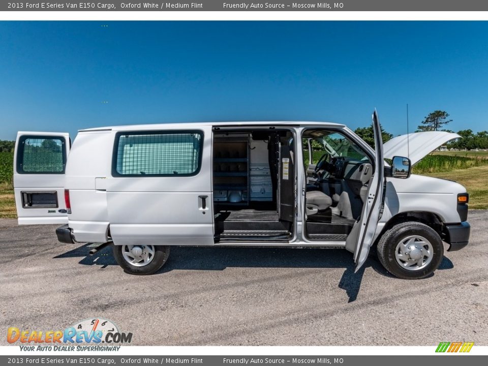 2013 Ford E Series Van E150 Cargo Oxford White / Medium Flint Photo #15