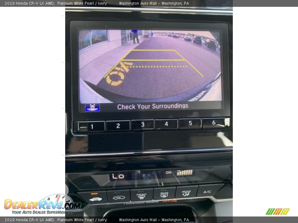 2019 Honda CR-V LX AWD Platinum White Pearl / Ivory Photo #32
