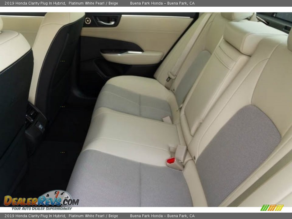 2019 Honda Clarity Plug In Hybrid Platinum White Pearl / Beige Photo #18