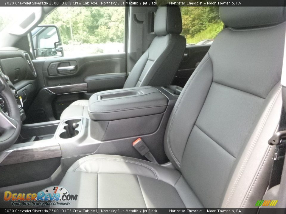 Front Seat of 2020 Chevrolet Silverado 2500HD LTZ Crew Cab 4x4 Photo #15