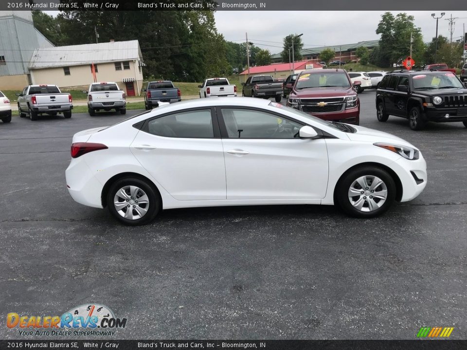 2016 Hyundai Elantra SE White / Gray Photo #5