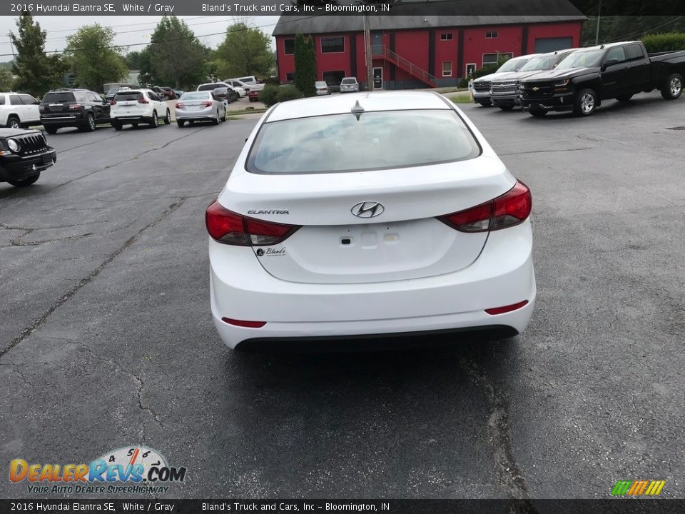 2016 Hyundai Elantra SE White / Gray Photo #7