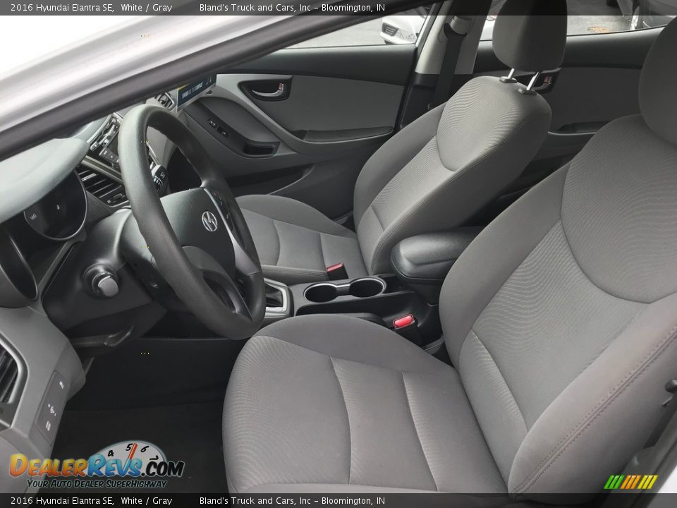2016 Hyundai Elantra SE White / Gray Photo #11