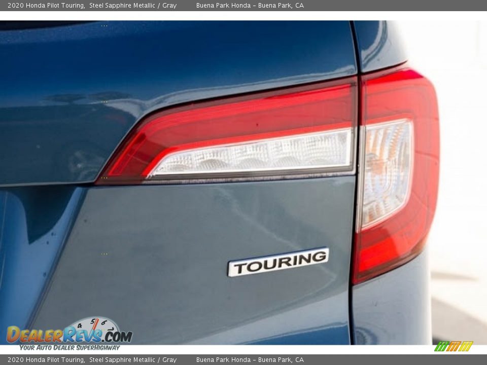 2020 Honda Pilot Touring Logo Photo #8