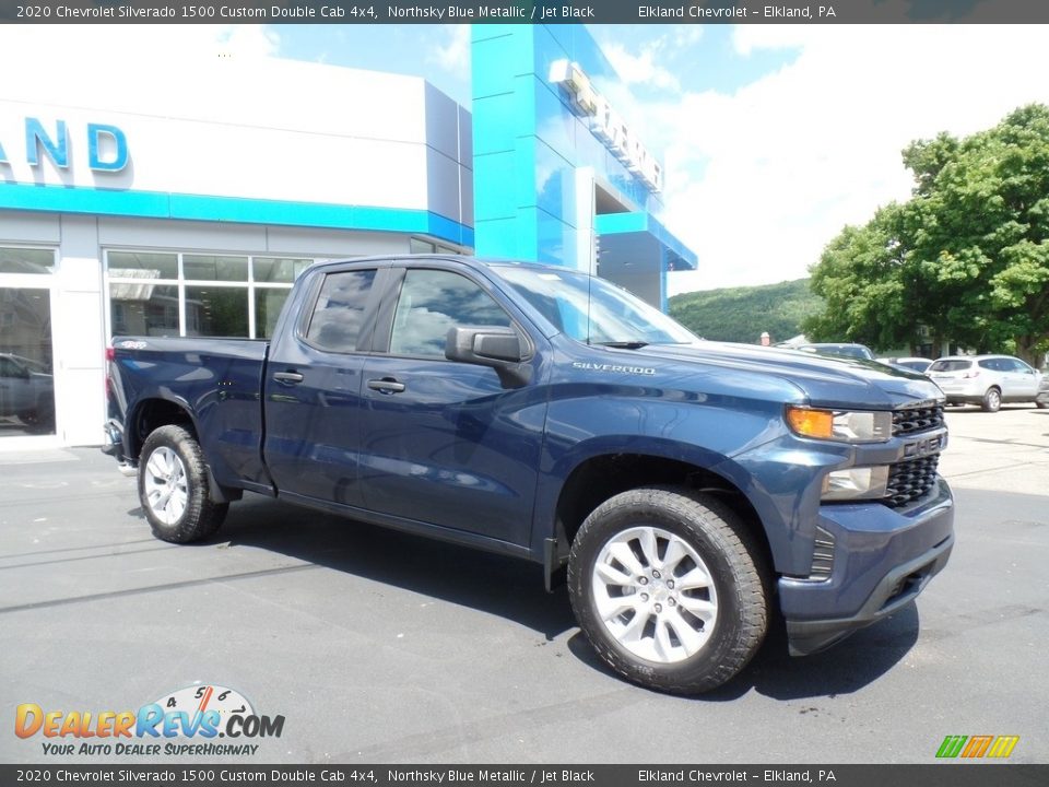 Front 3/4 View of 2020 Chevrolet Silverado 1500 Custom Double Cab 4x4 Photo #5