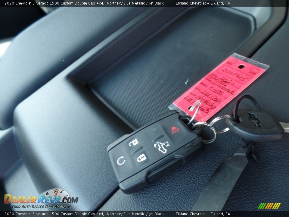 2020 Chevrolet Silverado 1500 Custom Double Cab 4x4 Northsky Blue Metallic / Jet Black Photo #17