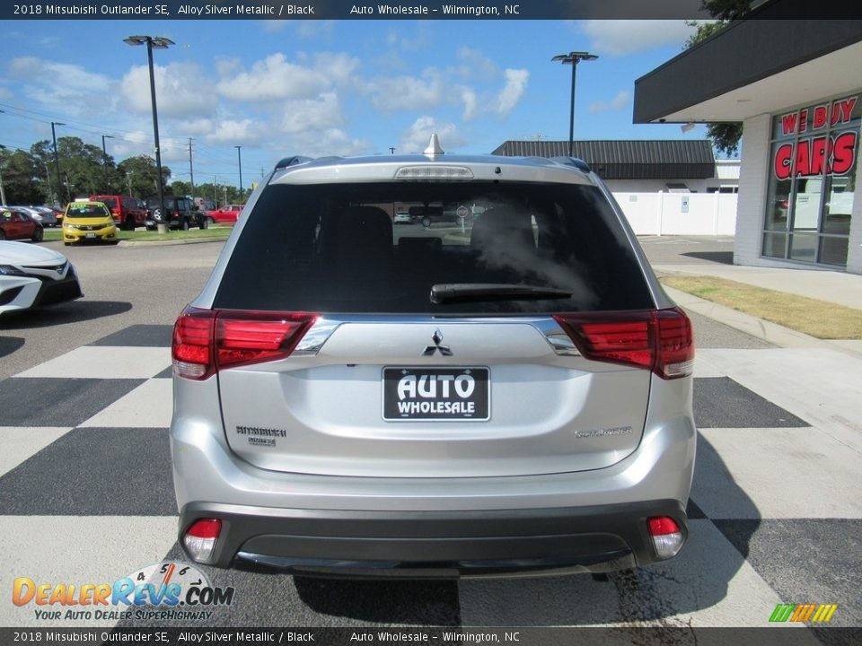 2018 Mitsubishi Outlander SE Alloy Silver Metallic / Black Photo #4