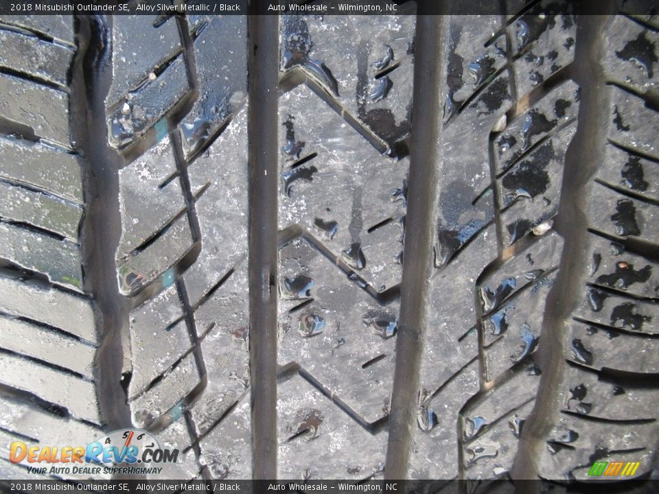 2018 Mitsubishi Outlander SE Alloy Silver Metallic / Black Photo #8