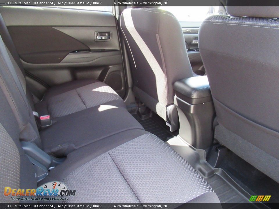2018 Mitsubishi Outlander SE Alloy Silver Metallic / Black Photo #13