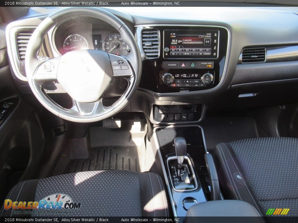 2018 Mitsubishi Outlander SE Alloy Silver Metallic / Black Photo #15