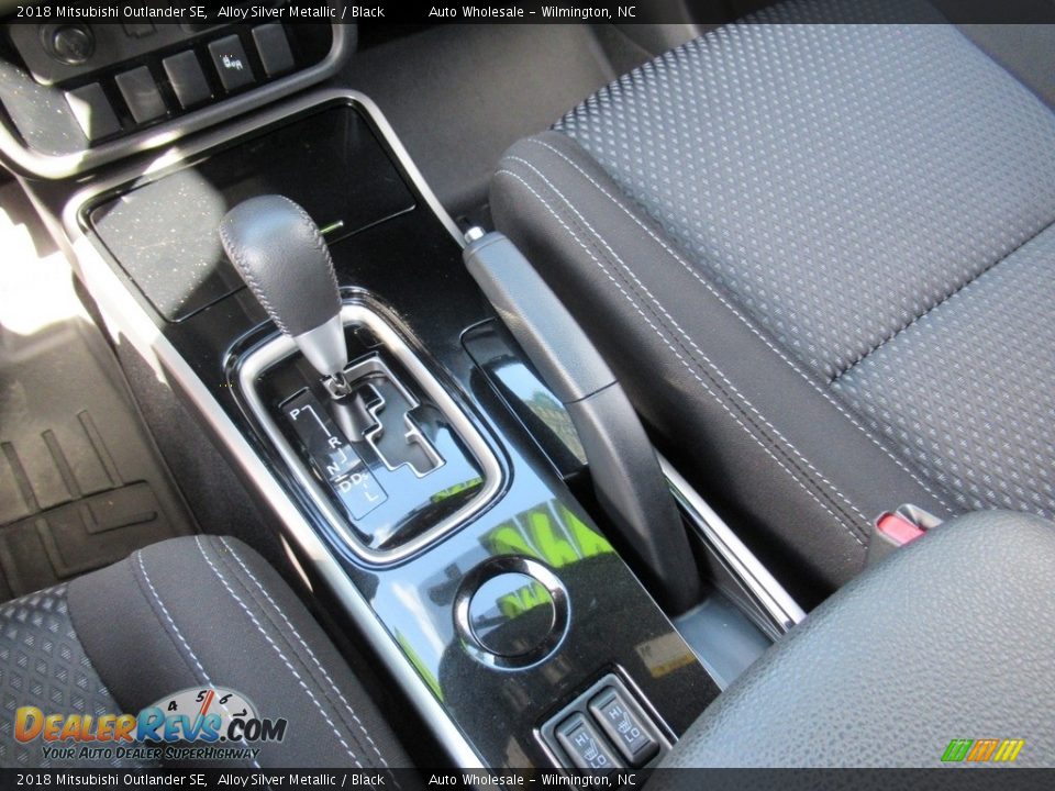 2018 Mitsubishi Outlander SE Alloy Silver Metallic / Black Photo #19
