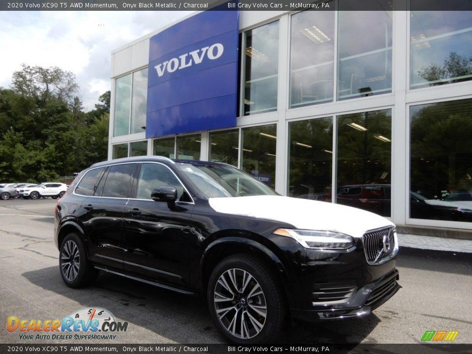 Front 3/4 View of 2020 Volvo XC90 T5 AWD Momentum Photo #1