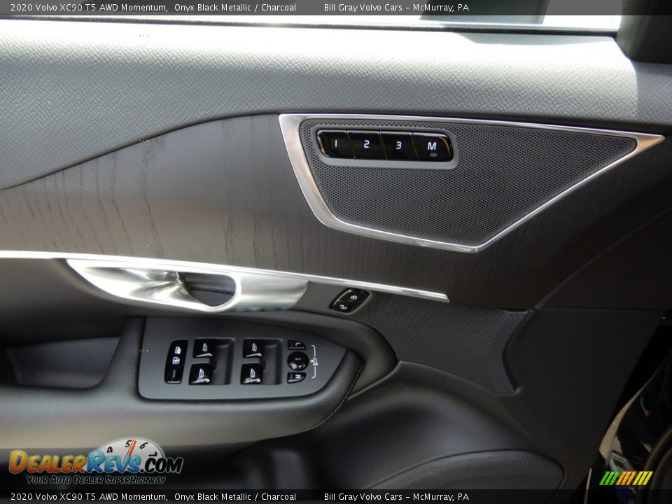2020 Volvo XC90 T5 AWD Momentum Onyx Black Metallic / Charcoal Photo #10