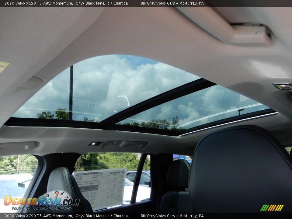 2020 Volvo XC90 T5 AWD Momentum Onyx Black Metallic / Charcoal Photo #12