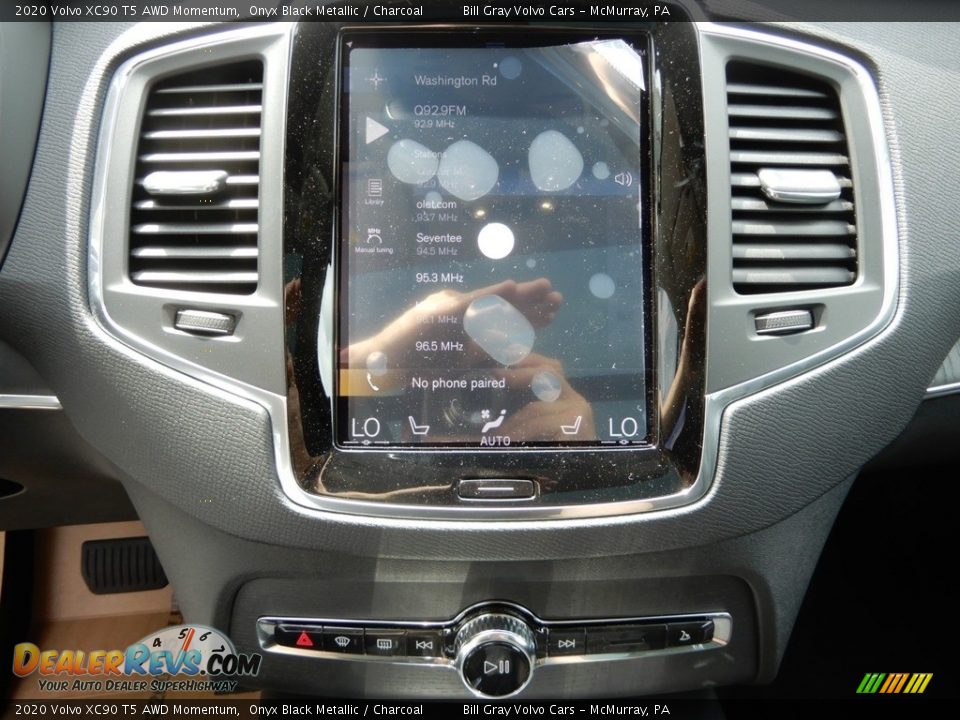 2020 Volvo XC90 T5 AWD Momentum Onyx Black Metallic / Charcoal Photo #15