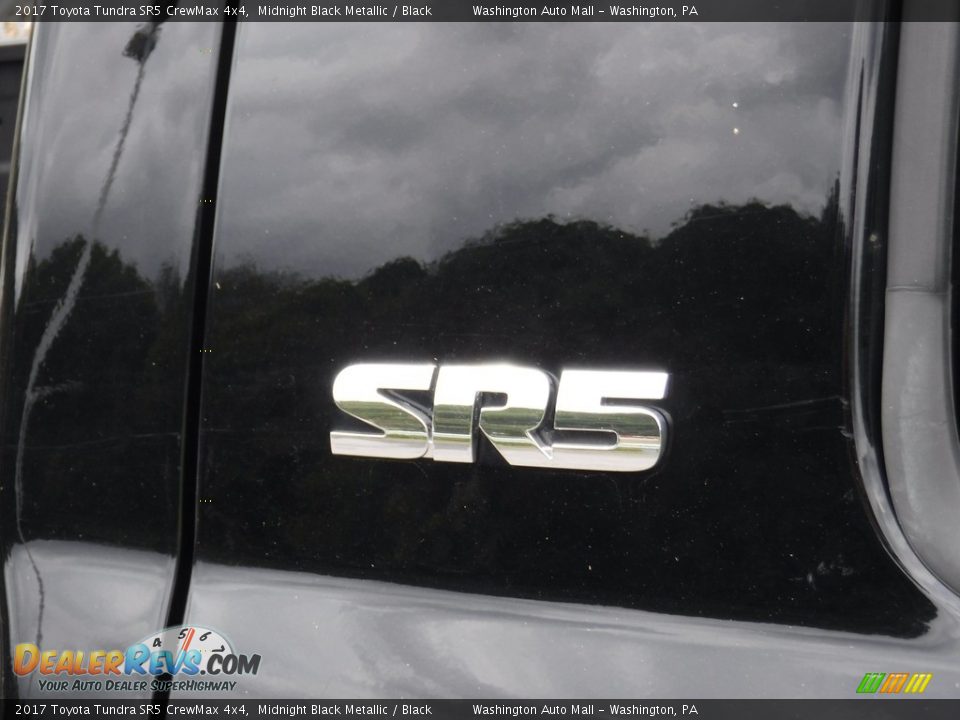 2017 Toyota Tundra SR5 CrewMax 4x4 Midnight Black Metallic / Black Photo #4