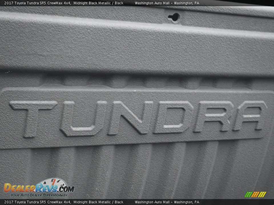 2017 Toyota Tundra SR5 CrewMax 4x4 Midnight Black Metallic / Black Photo #11