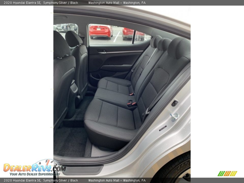 Rear Seat of 2020 Hyundai Elantra SE Photo #20